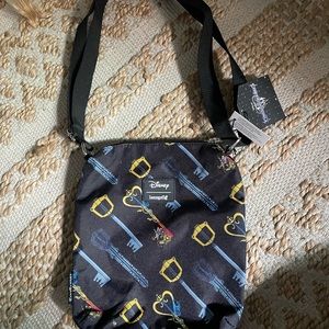 NWT Loungefly Disney Kingdom Hearts Sora Keyblade Print Passport Bag Purse